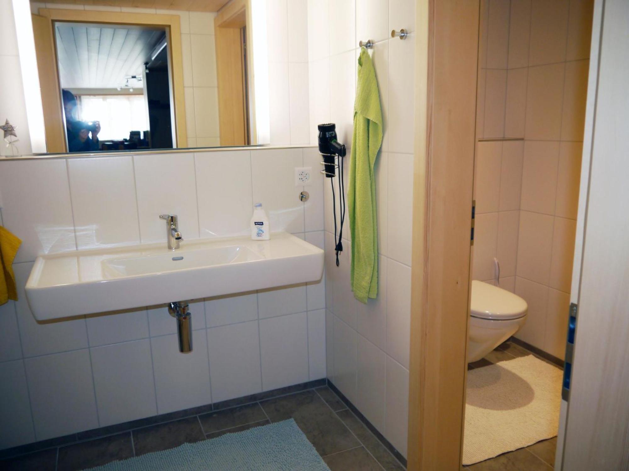 Apartment Am Ryschbächli Zweisimmen Exterior foto