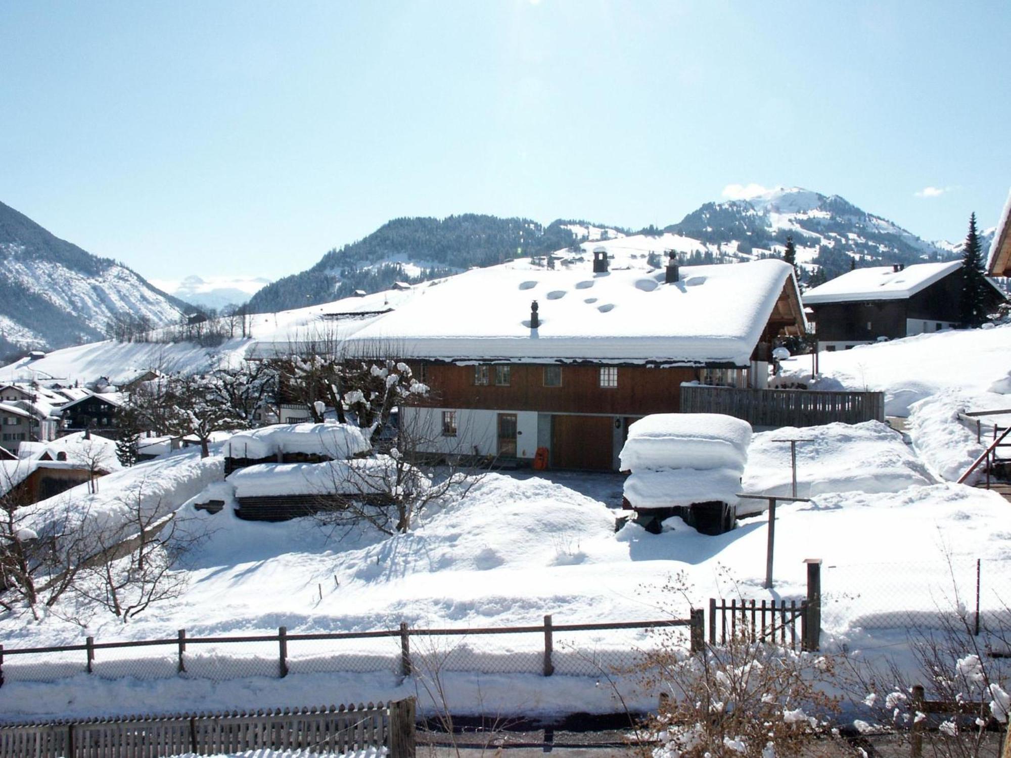 Apartment Am Ryschbächli Zweisimmen Exterior foto