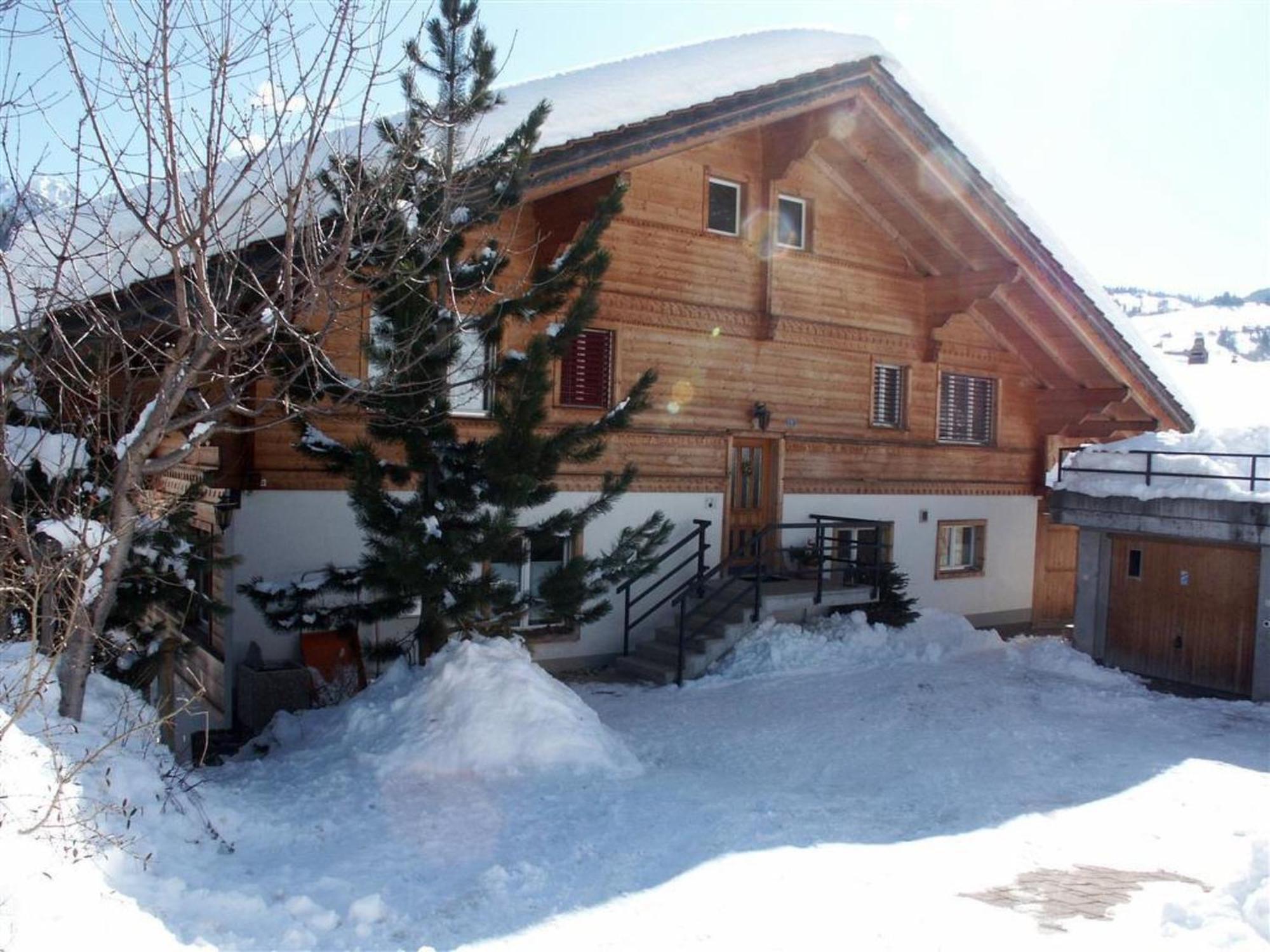 Apartment Am Ryschbächli Zweisimmen Exterior foto